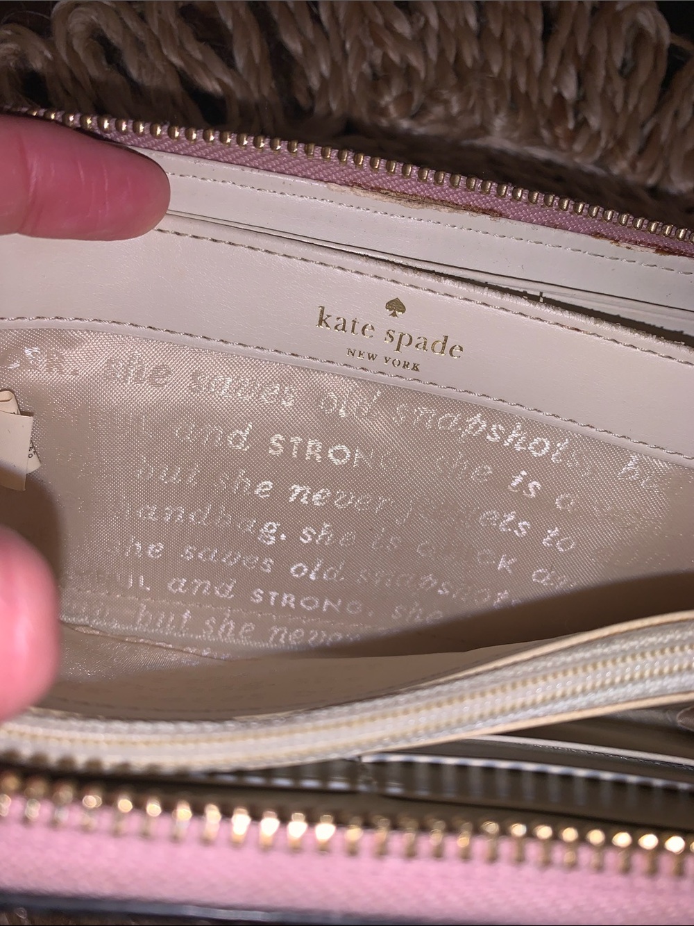 Kate Spade Storybook lining pink glitter zip around wallet - Picture 8 of 9